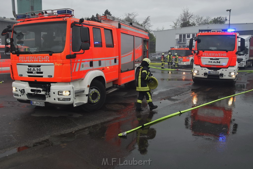 Feuer 4 Bergisch Gladbach Gronau Am Kuhlerbusch P213.JPG - Miklos Laubert